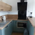 Apartamento Avec Terrasse, Aircon & Parking Clos