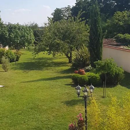 Appartamento Avec Terrasse, Aircon & Parking Clos